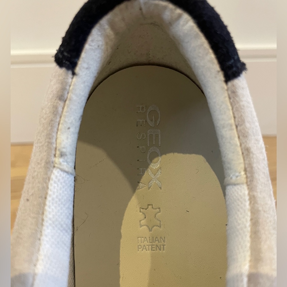 Geox Respira Women’s Suede Sneakers Size 9 - Picture 6 of 8